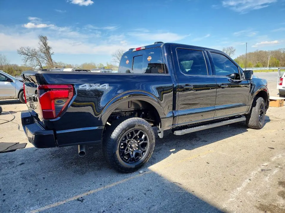 2025 FORD F150 XLT  