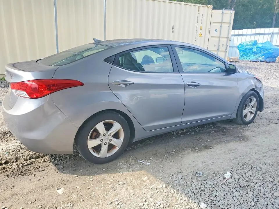 2011 HYUNDAI ELANTRA GLS  