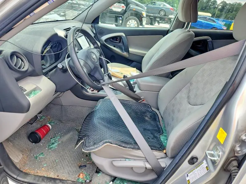 2011 TOYOTA RAV4 BASE  