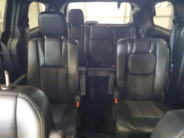 2014 CHRYSLER TOWN & COUNTRY S  
