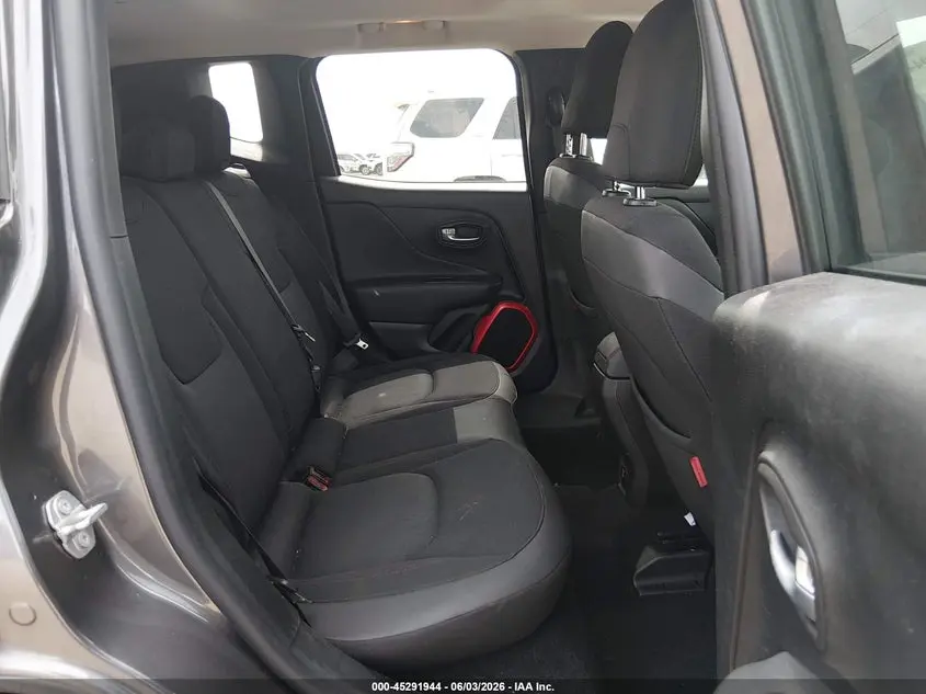 2017 JEEP RENEGADE TRAILHAWK 4X4