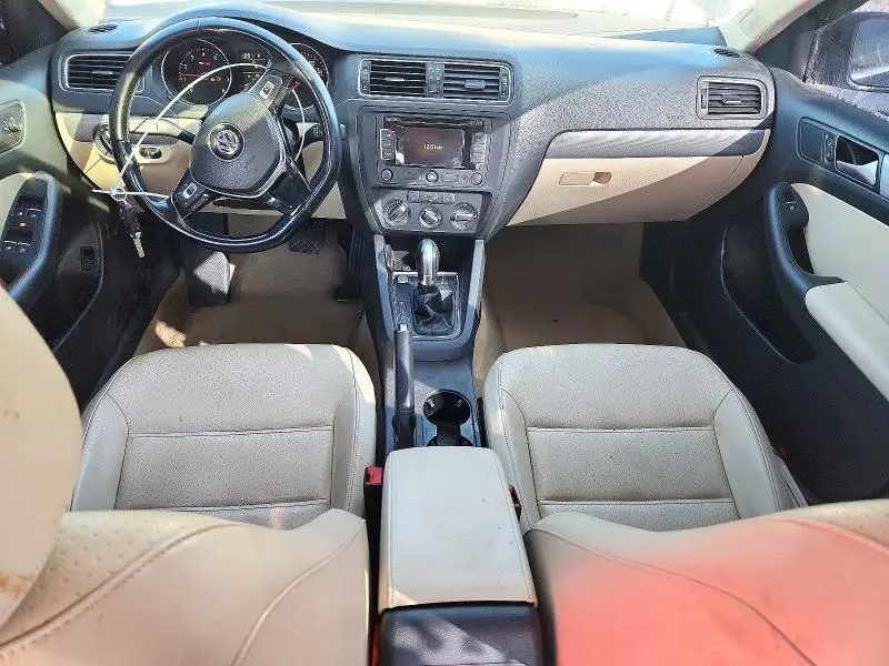2015 VOLKSWAGEN JETTA SE  