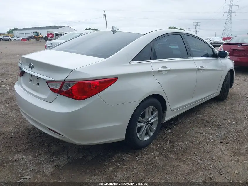 2013 HYUNDAI SONATA GLS