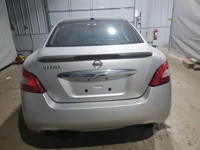 2010 NISSAN MAXIMA S  