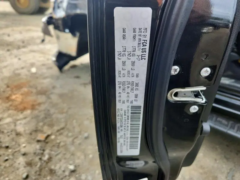 2017 RAM 1500 SLT  