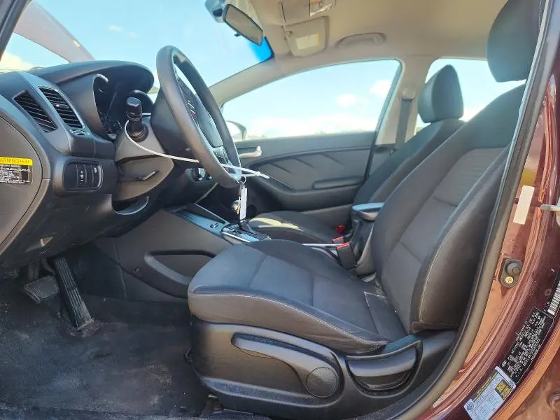 2018 KIA FORTE LX  
