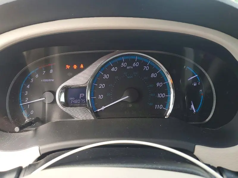 2012 TOYOTA SIENNA LIMITED 7-PASSENGER  