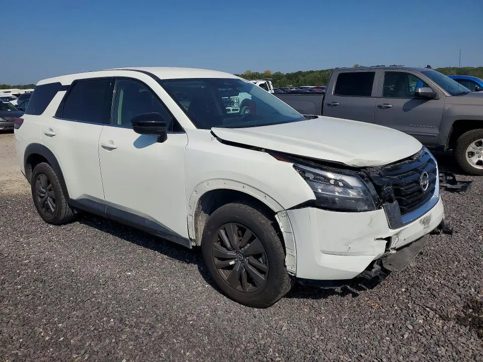 2023 NISSAN PATHFINDER S  