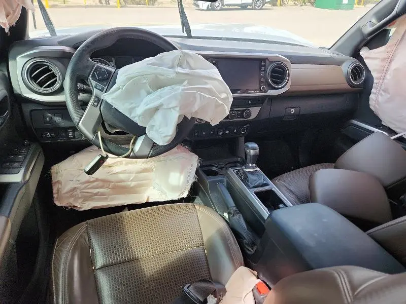 2021 TOYOTA TACOMA LIMITED  