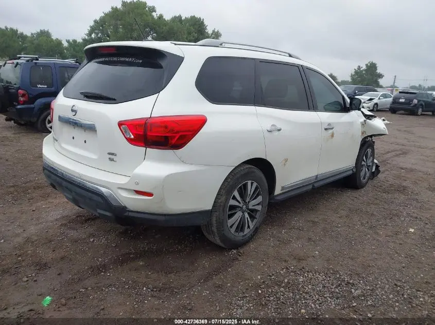 2017 NISSAN PATHFINDER SL