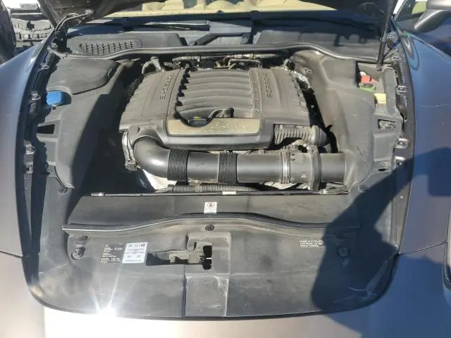 2014 PORSCHE CAYENNE