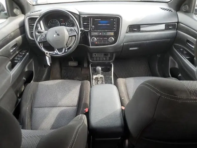 2018 MITSUBISHI OUTLANDER SE