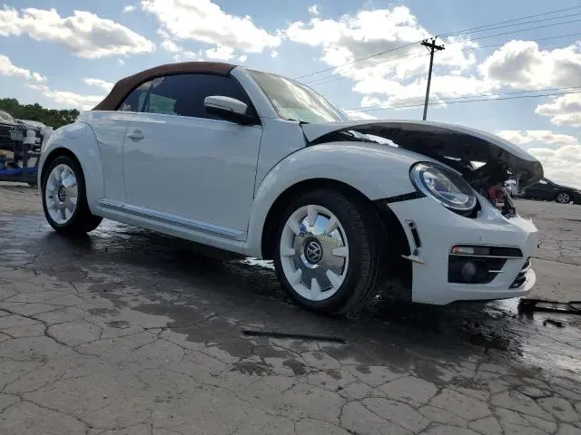 2019 VOLKSWAGEN BEETLE S  