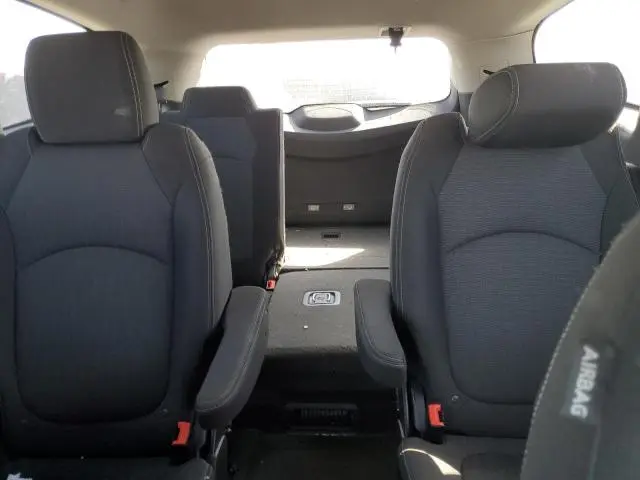 2017 CHEVROLET TRAVERSE LT  