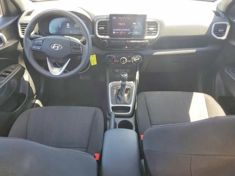 2023 HYUNDAI VENUE SE  