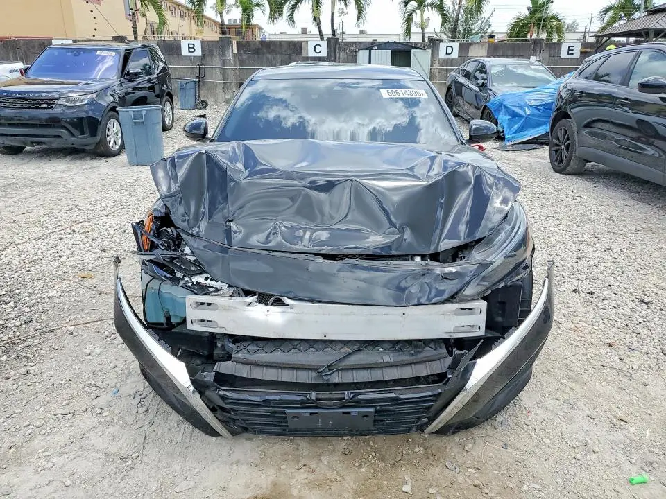 2023 NISSAN ALTIMA SV  