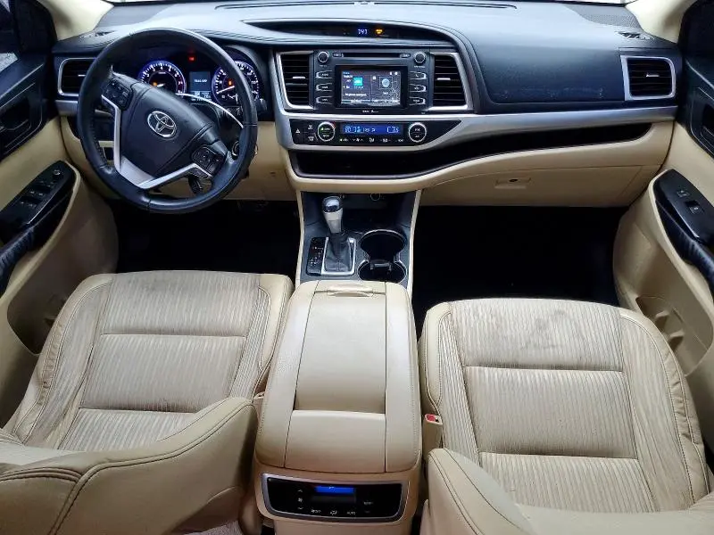 2014 TOYOTA HIGHLANDER LE PLUS  