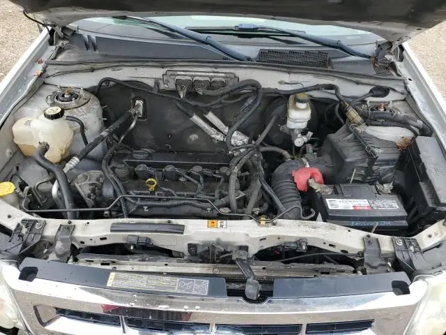 2011 FORD ESCAPE XLS  