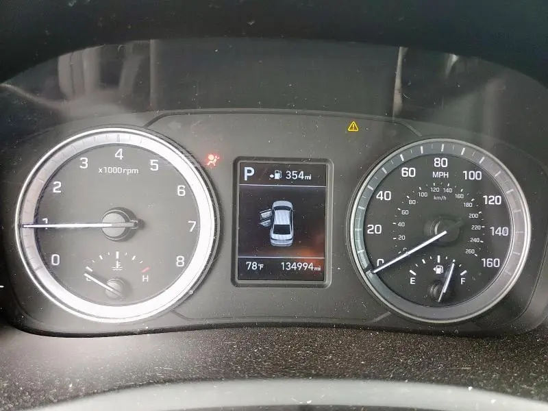 2018 HYUNDAI SONATA SE  