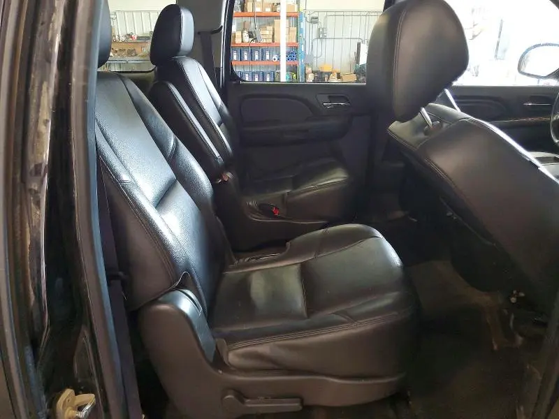 2013 CHEVROLET SUBURBAN K1500 LTZ  