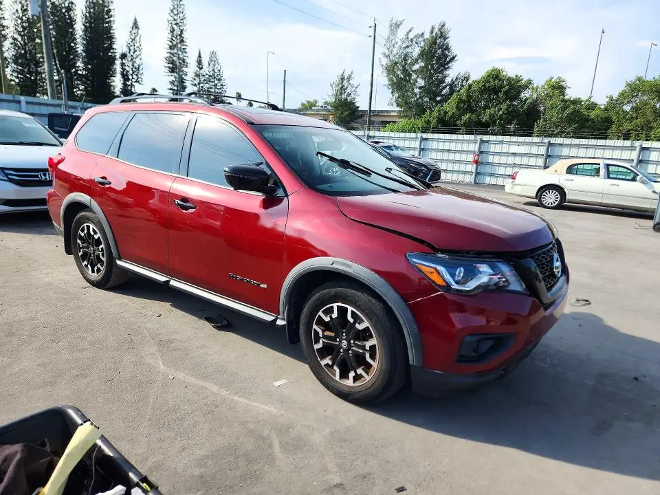 2020 NISSAN PATHFINDER SL  