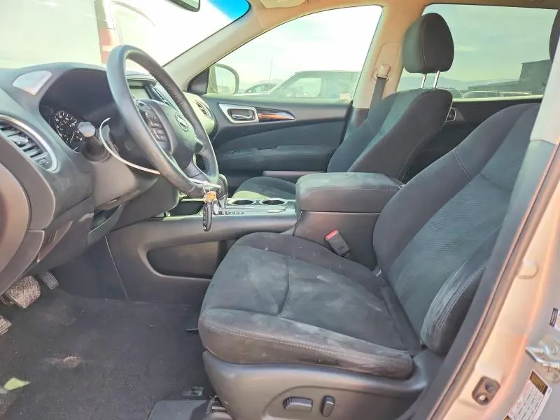 2015 NISSAN PATHFINDER SV  