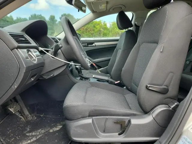 2014 VOLKSWAGEN PASSAT S  