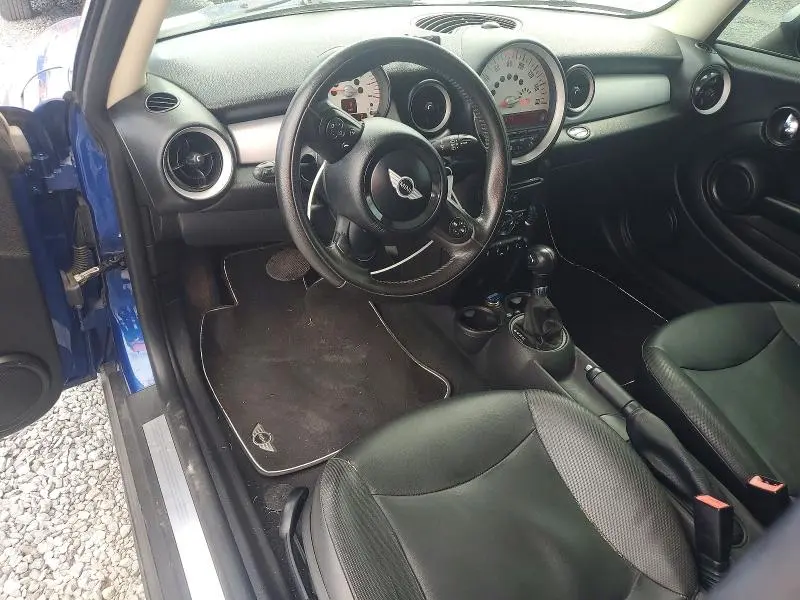 2012 MINI COOPER   