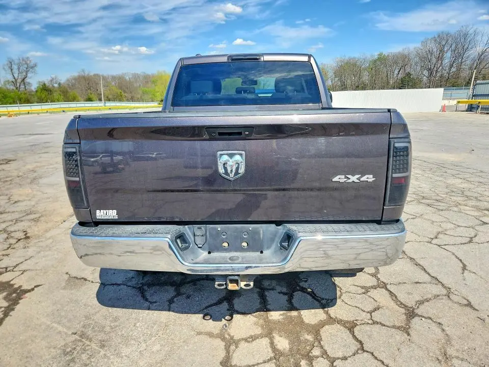 2015 RAM 1500 ST  