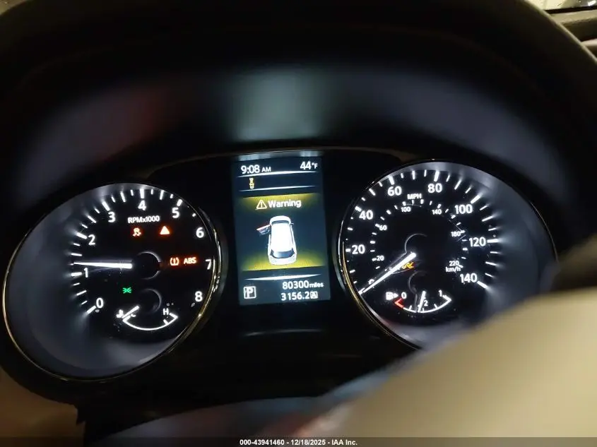 2016 NISSAN ROGUE SL