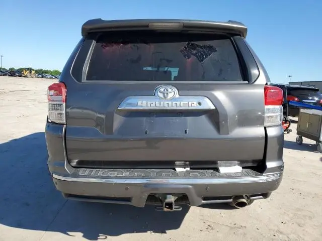 2010 TOYOTA 4RUNNER SR5  