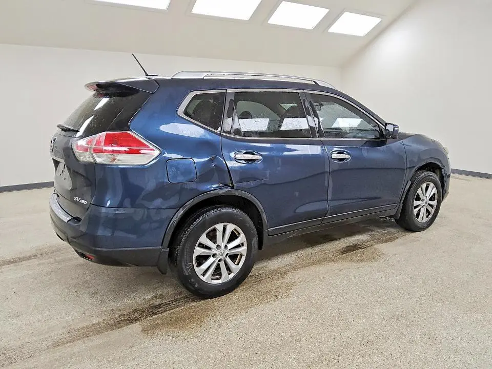 2015 NISSAN ROGUE SV  