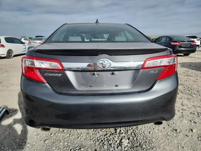 2012 TOYOTA CAMRY SE  