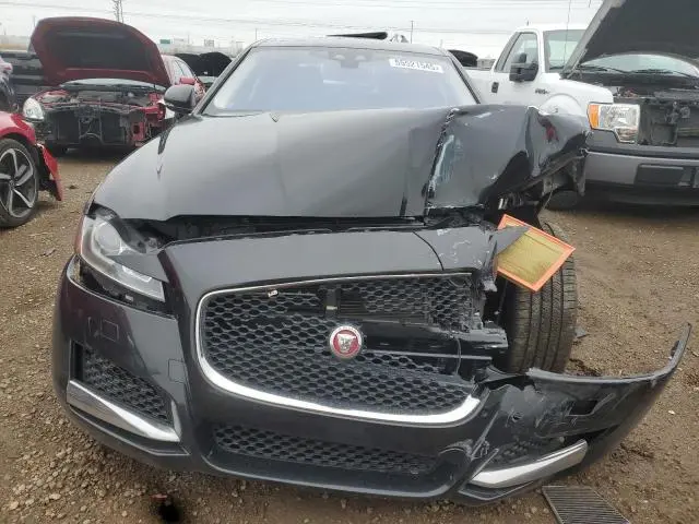 2017 JAGUAR XF PREMIUM  