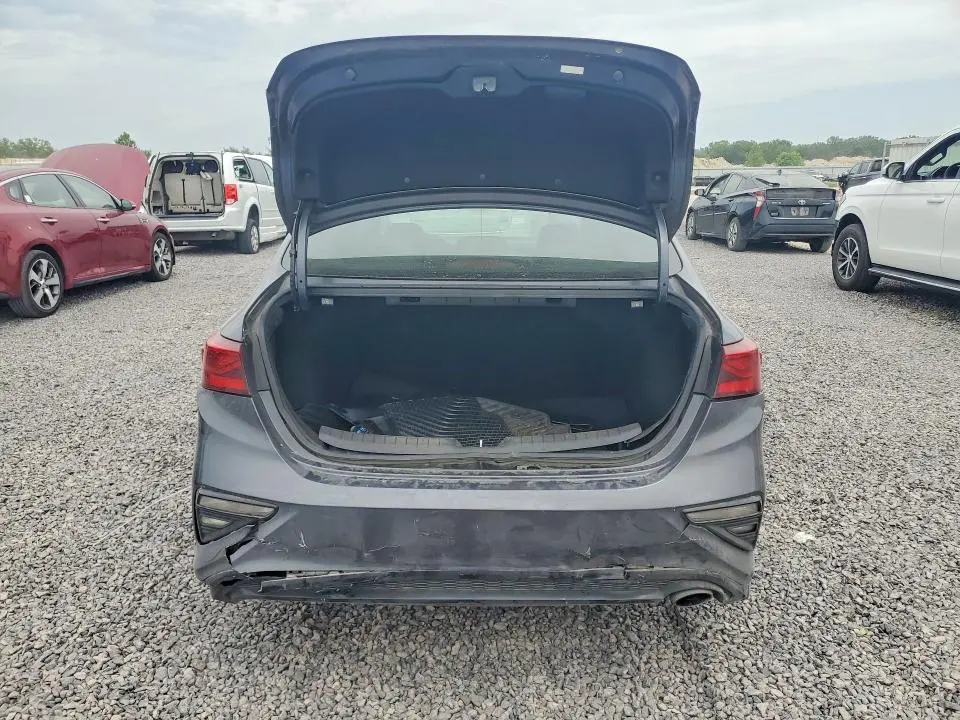 2019 KIA FORTE EX  