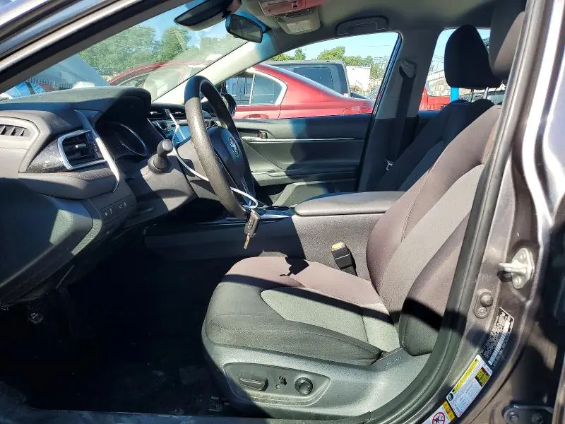 2018 TOYOTA CAMRY LE  