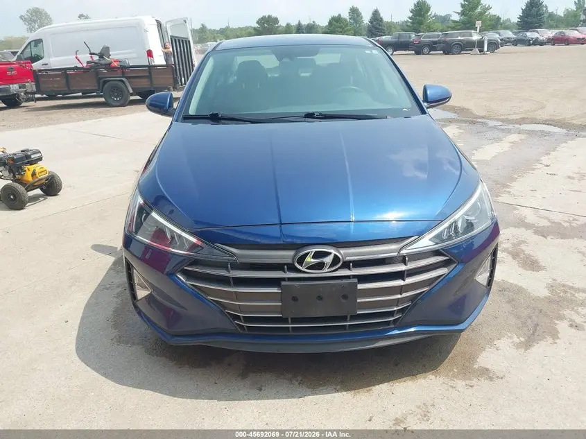 2020 HYUNDAI ELANTRA SE