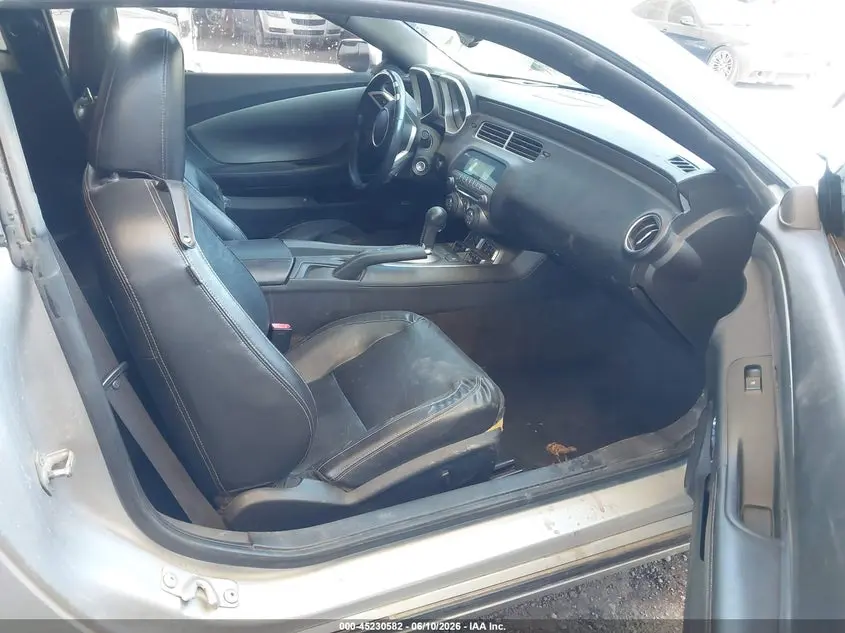 2011 CHEVROLET CAMARO 2LT