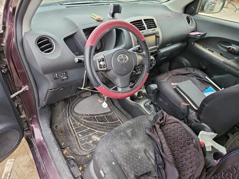 2013 TOYOTA SCION XD   