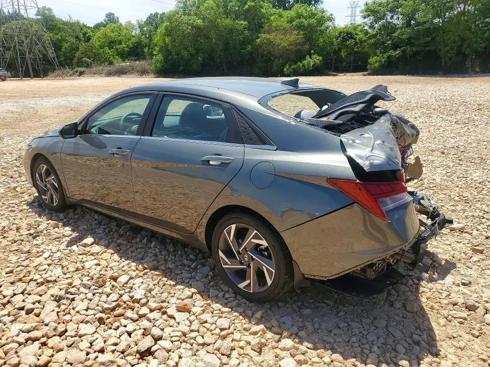 2025 HYUNDAI ELANTRA LIMITED  