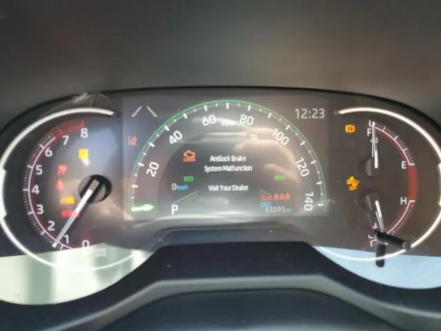 2023 TOYOTA RAV4 LE  