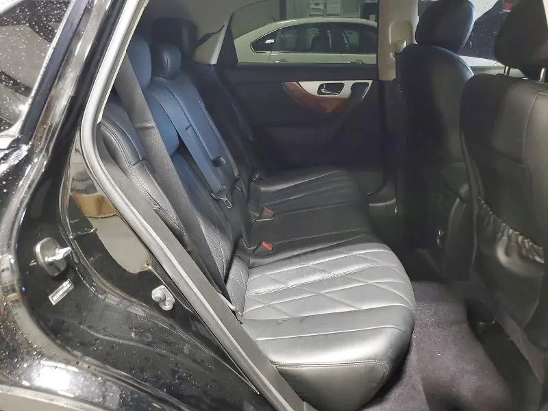 2015 INFINITI QX70 BASE  