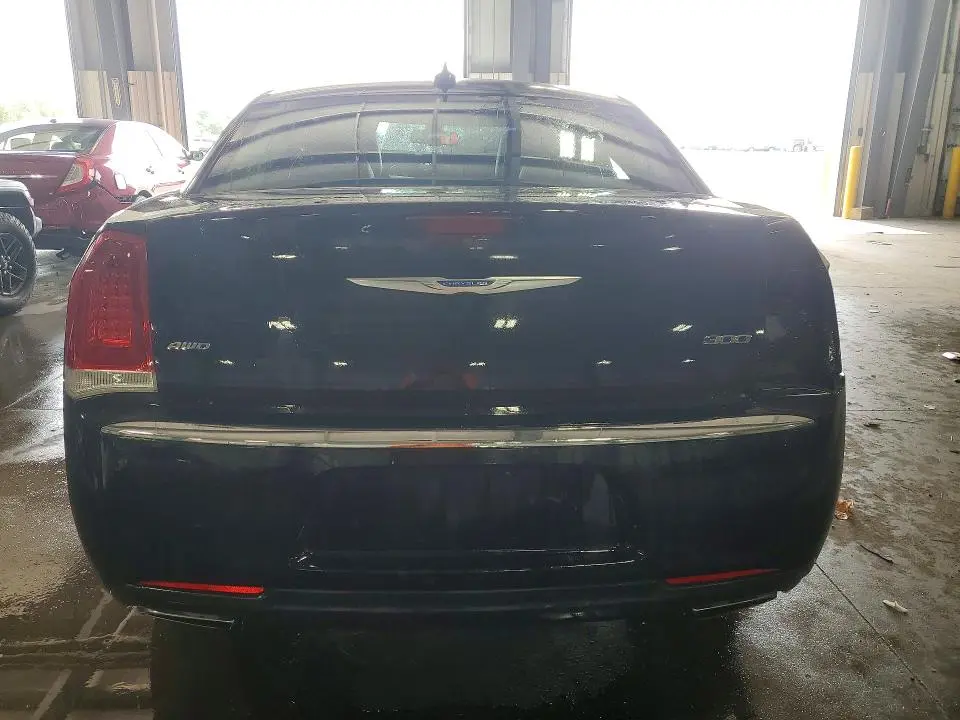 2018 CHRYSLER 300 TOURING  