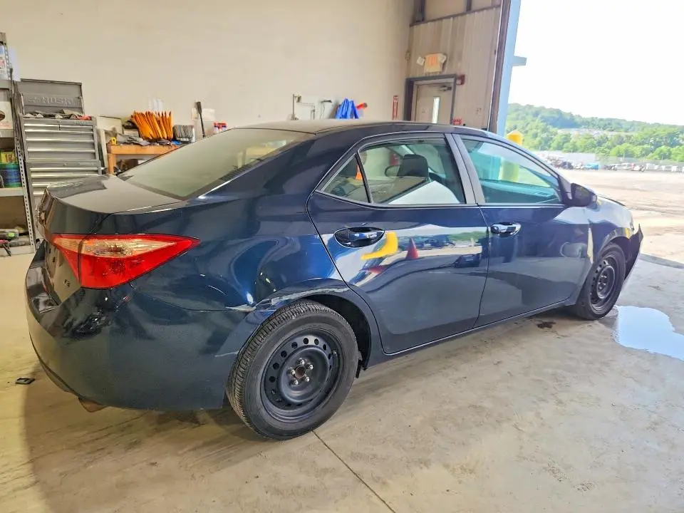 2018 TOYOTA COROLLA LE  