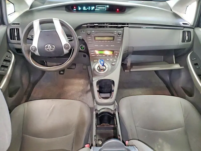 2010 TOYOTA PRIUS II  