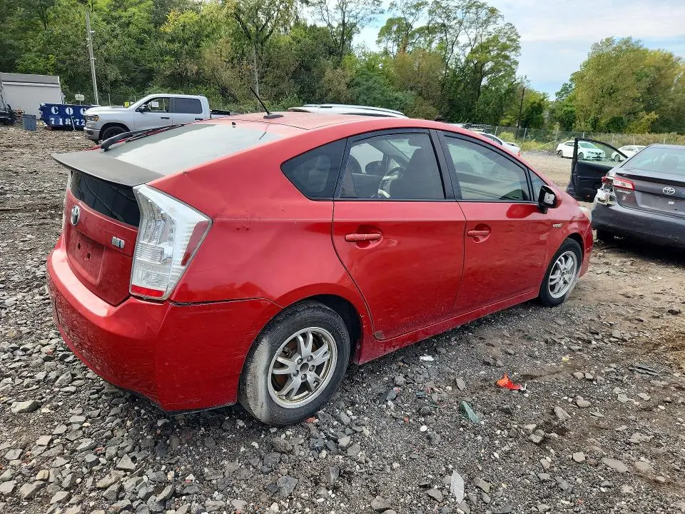 2011 TOYOTA PRIUS TWO  