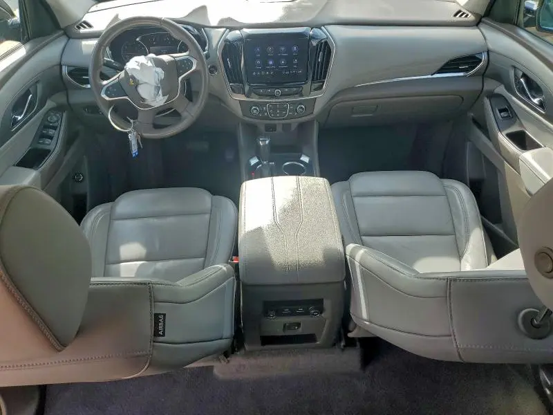 2020 CHEVROLET TRAVERSE LT  