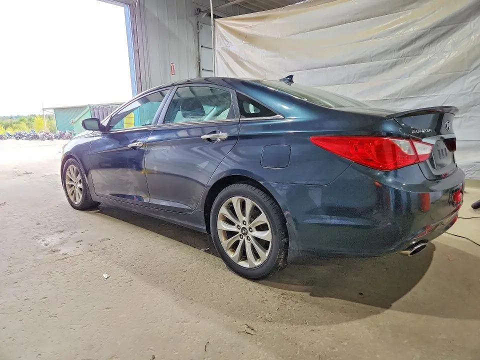 2013 HYUNDAI SONATA SE  