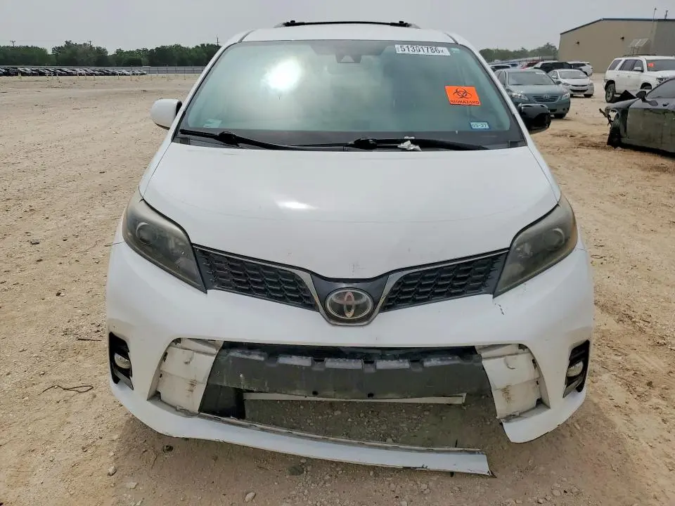 2020 TOYOTA SIENNA SE 8-PASSENGER  
