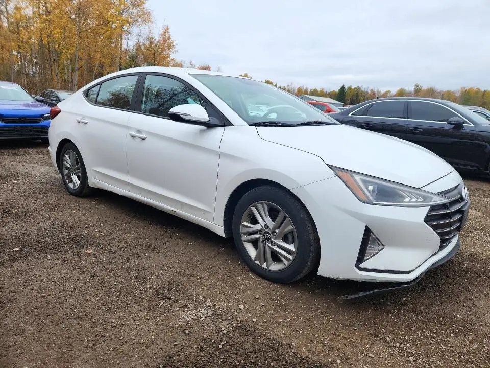 2019 HYUNDAI ELANTRA SE  
